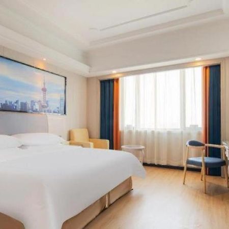 Vienna International Hotel Shanghai Pujiang Exterior photo